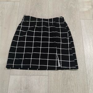 SHEIN Black and White Mini Pencil Skirt with Slit